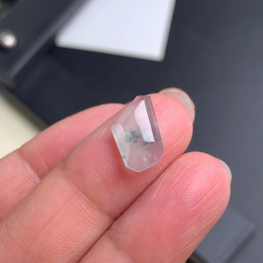 定制翡翠未镶嵌裸石