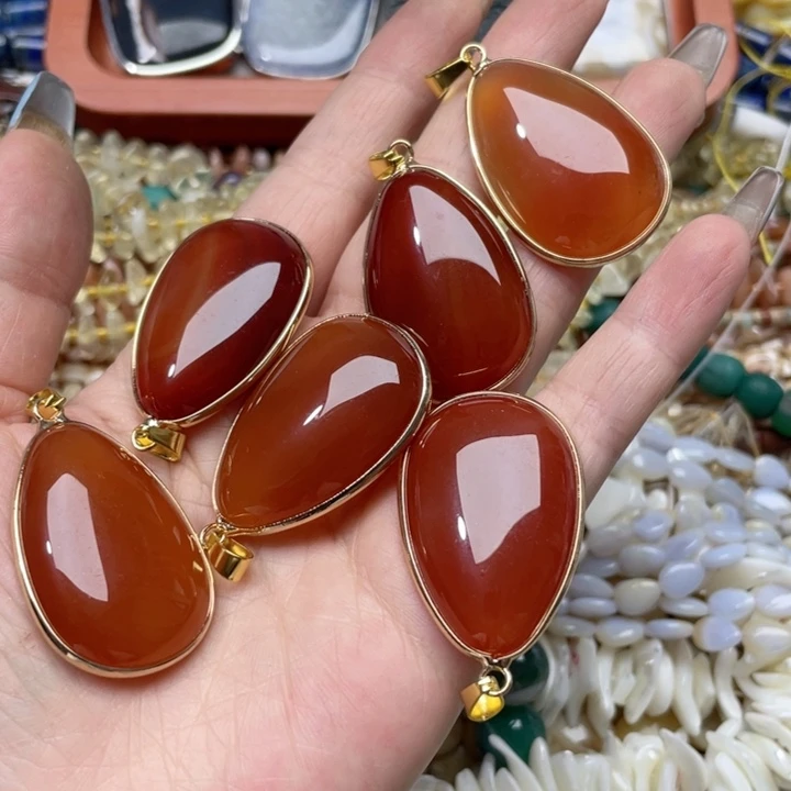 玛瑙/玉髓合金珠宝半成品一个25x37m红玛瑙吊坠