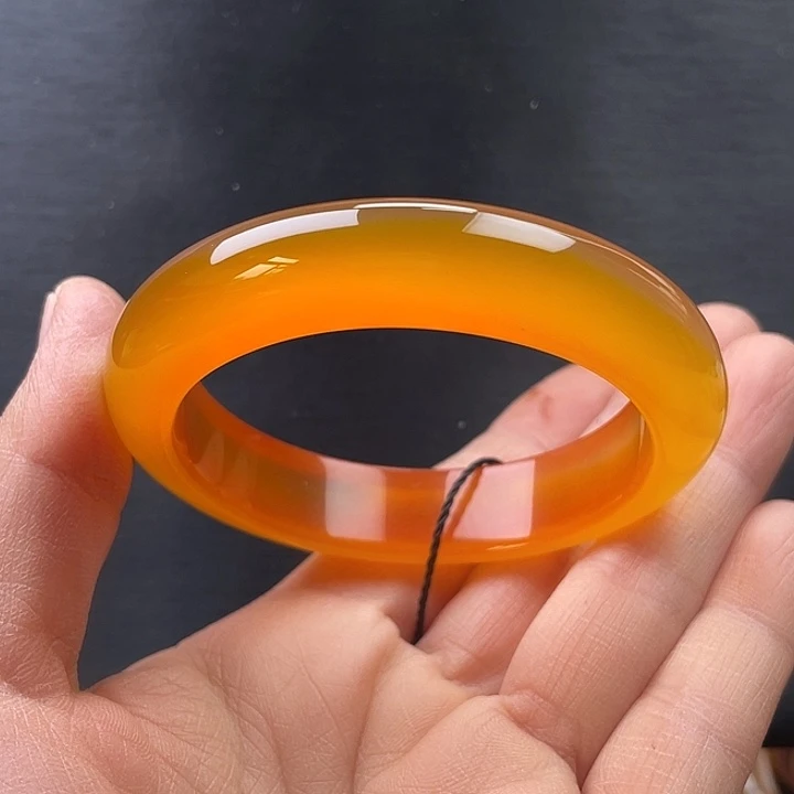 玛瑙/玉髓未镶嵌手镯55圈