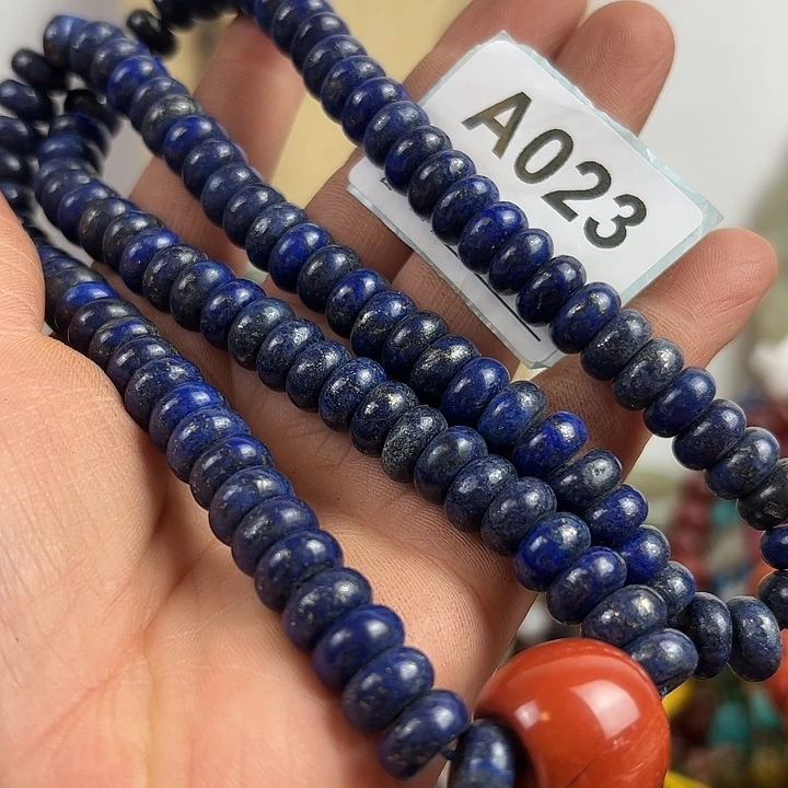 牡***花玛瑙/玉髓颈饰未镶嵌