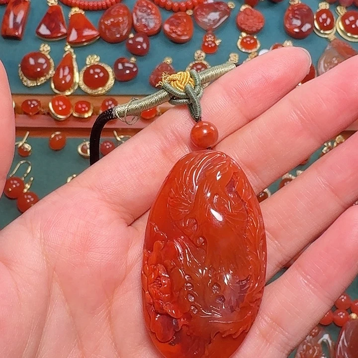 南红玛瑙未镶嵌吊坠