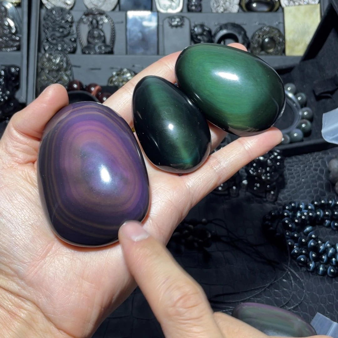 黑曜岩珠宝奇石未镶嵌路*人