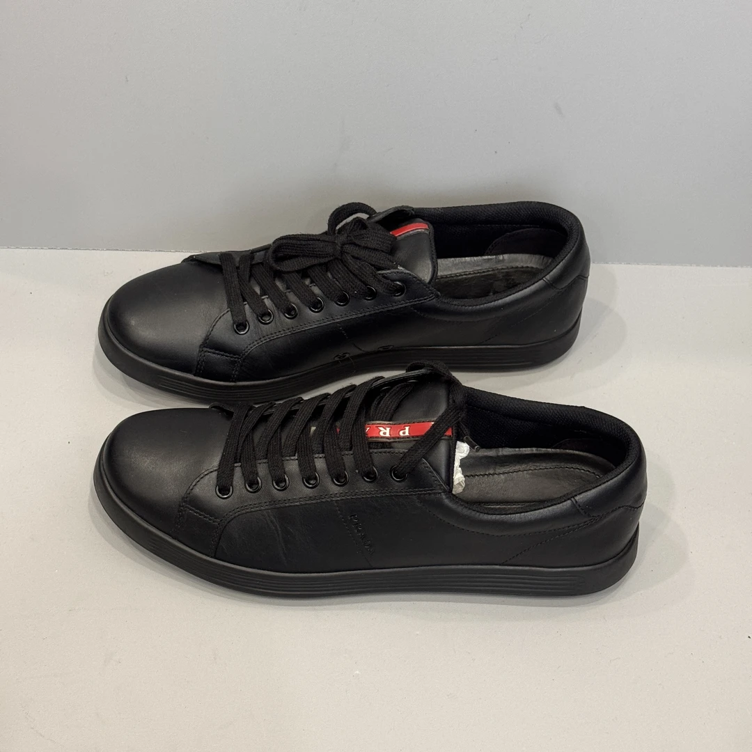 95新 Prada/普拉达 43码 275 低帮 休闲鞋