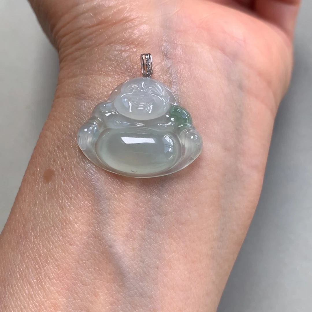 翡翠18K金镶嵌颈饰佛