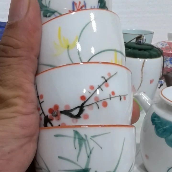 陶瓷茶壶茶杯茶叶罐