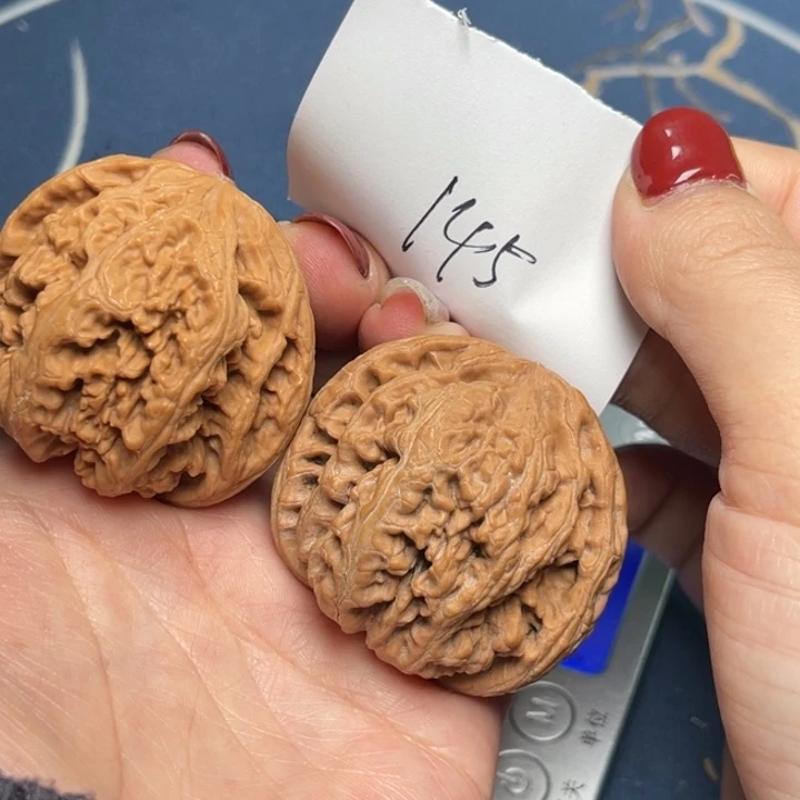 文玩核桃把件粗筋45