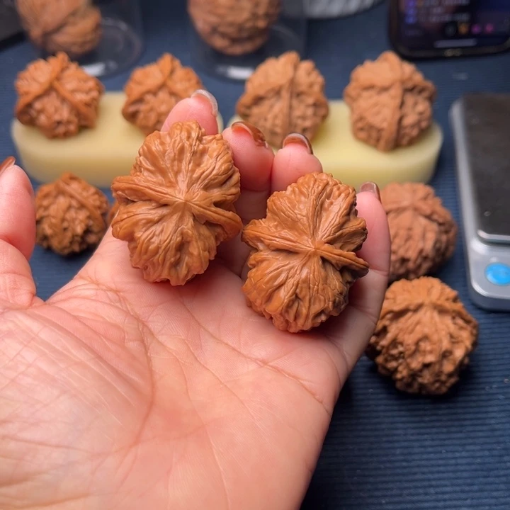 吊坠文玩核桃41平谷方块