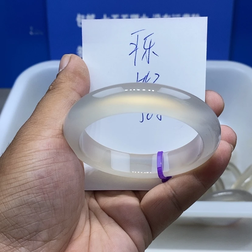 【闪购商品】手镯玛瑙/玉髓未镶嵌爱****猫
