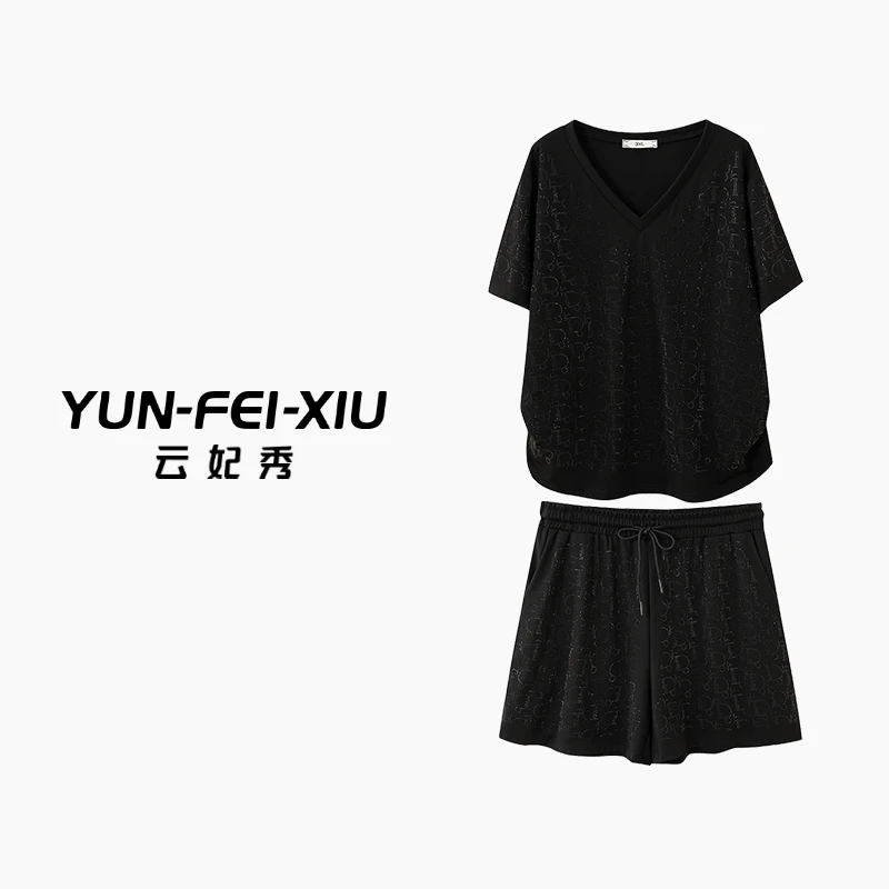 云妃秀大码女装套装气质显瘦胖妹妹时尚上衣短裤两件套夏6102AB