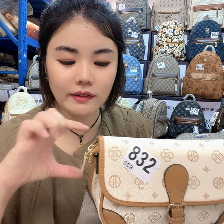 PVC包包包包包包包包吧