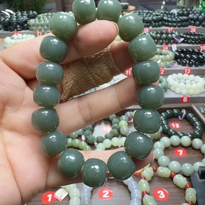 未镶嵌手链和田玉新疆且末蓝老型卡14