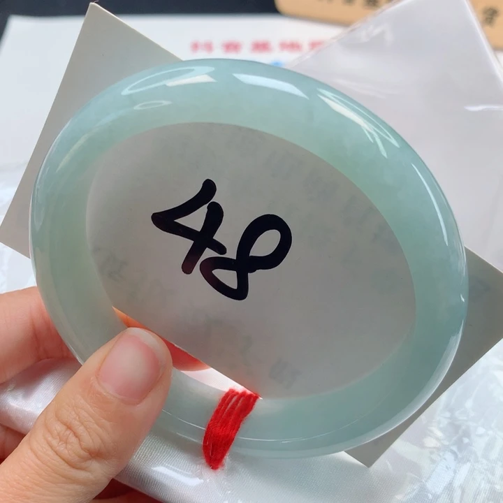 翡翠手镯未镶嵌63-64圈