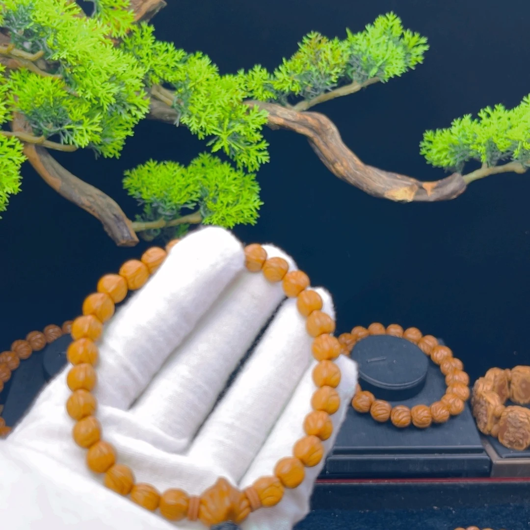 讷***言桃核吊坠野生桃核