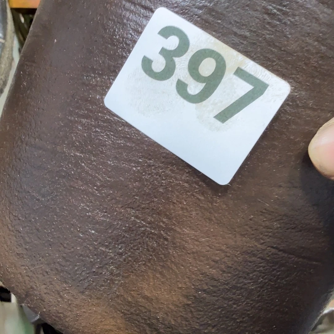 在***上一物一图，工艺品。