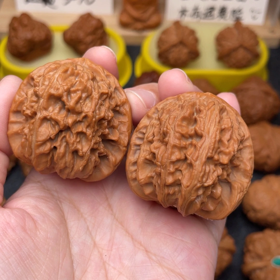 文玩核桃把件狮子40