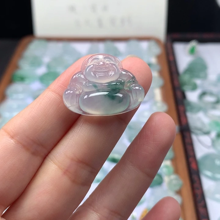 颈饰未镶嵌翡翠冰种飘花佛公