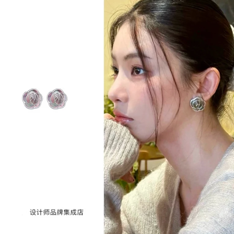 铜合金耳饰 《货号8797》设计师款深海山茶花耳钉