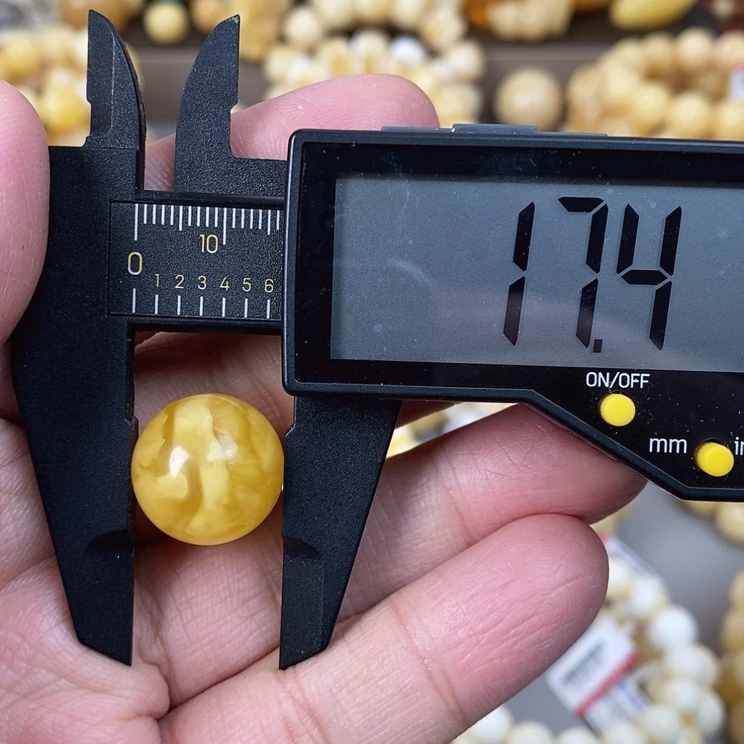 蜜蜡未镶嵌珠宝奇石3g