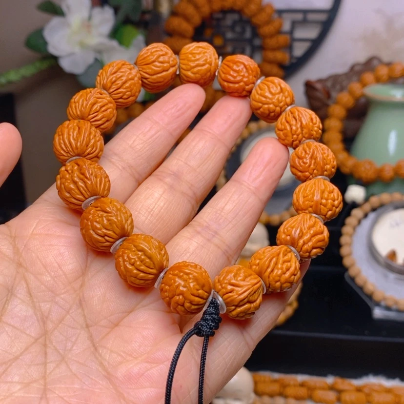 【闪购商品】桃核吊坠