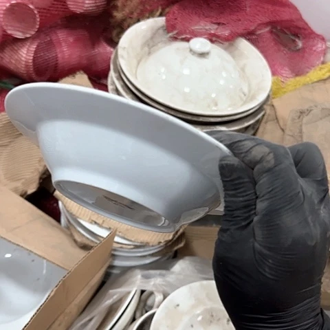 瓷片18厘米浮雕草帽盘