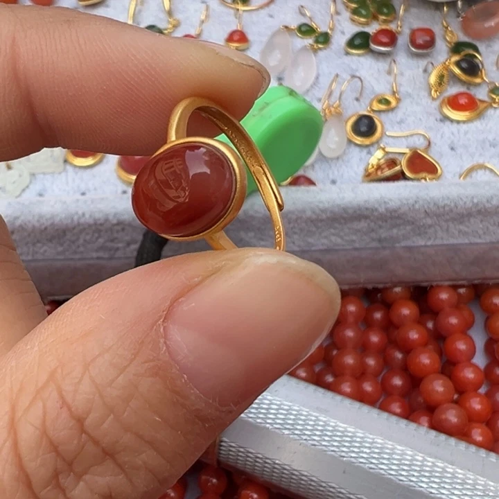 ෆ***C南红玛瑙未镶嵌耳饰