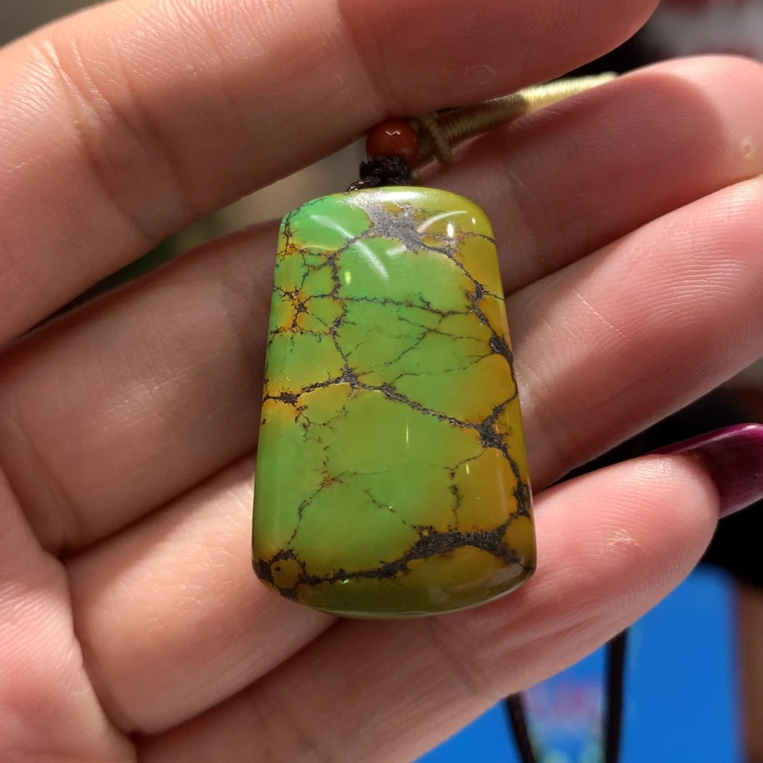 未镶嵌绿松石吊坠