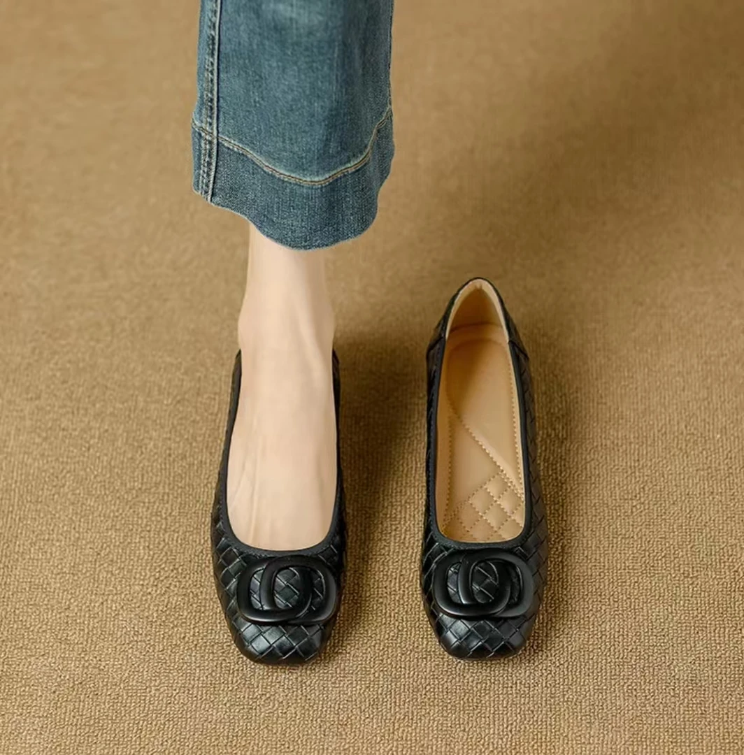 【品牌力荐】2025新款羊法式小香风女平跟粗跟一脚蹬女鞋5886