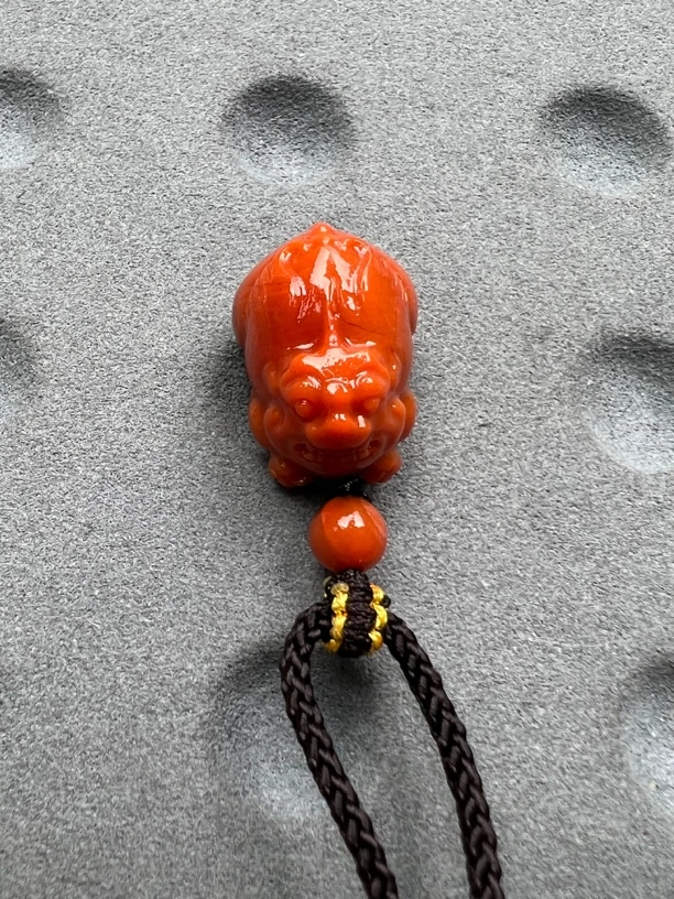 T69川料南红满肉貔貅小吊坠、滴流多用18*13*12