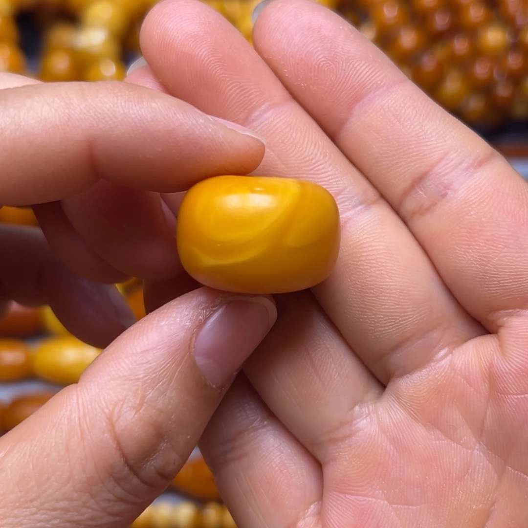 琥珀未镶嵌吊坠(不含链)