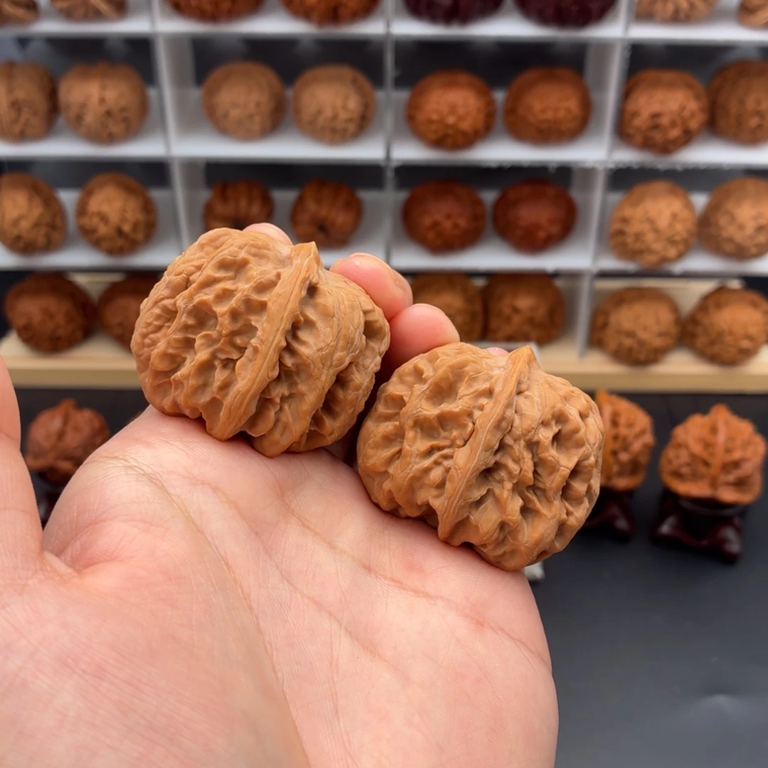 文玩核桃把件平谷方块35。 44。38