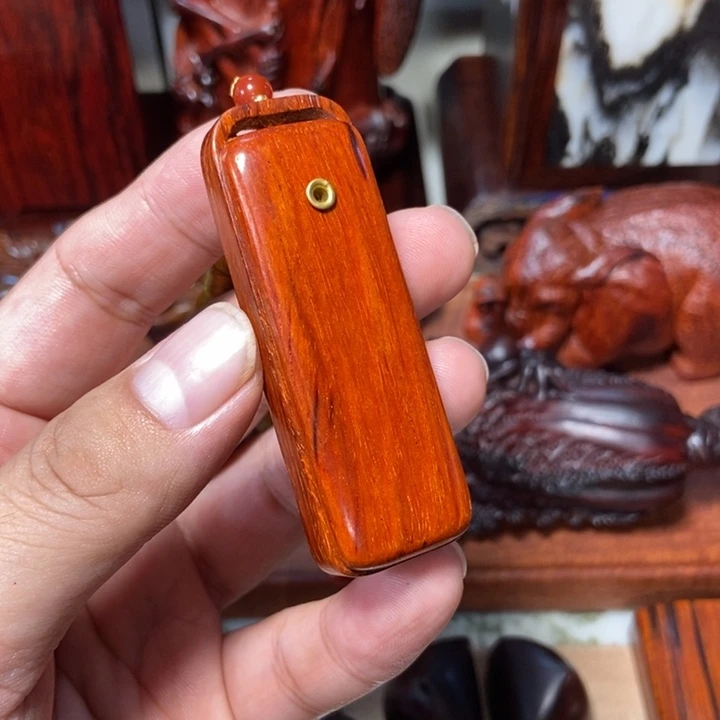 檀香紫檀（小叶紫檀）整木挖香盒