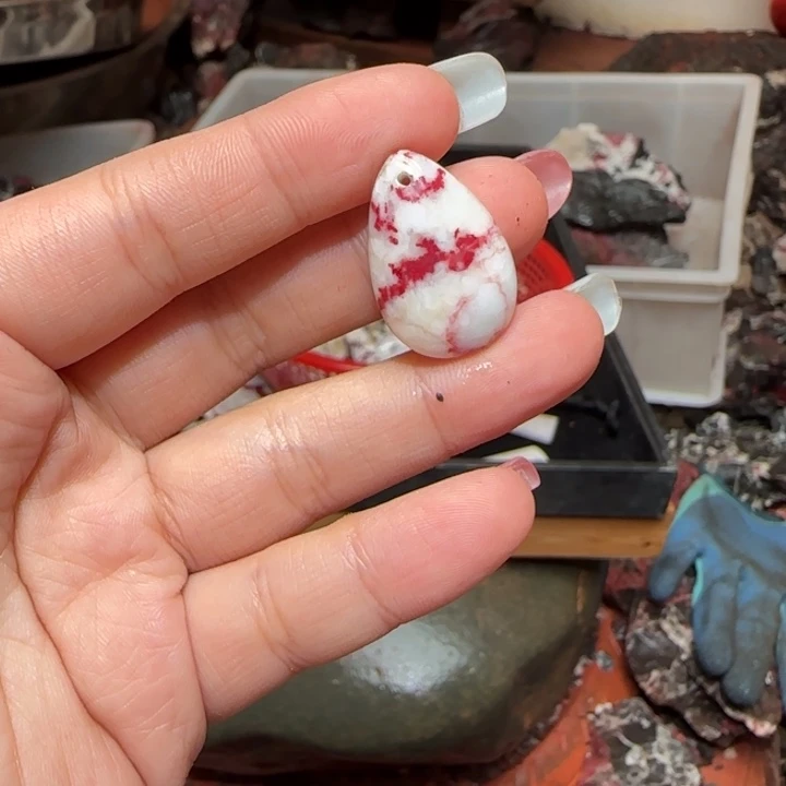 天然辰砂原石吊坠5