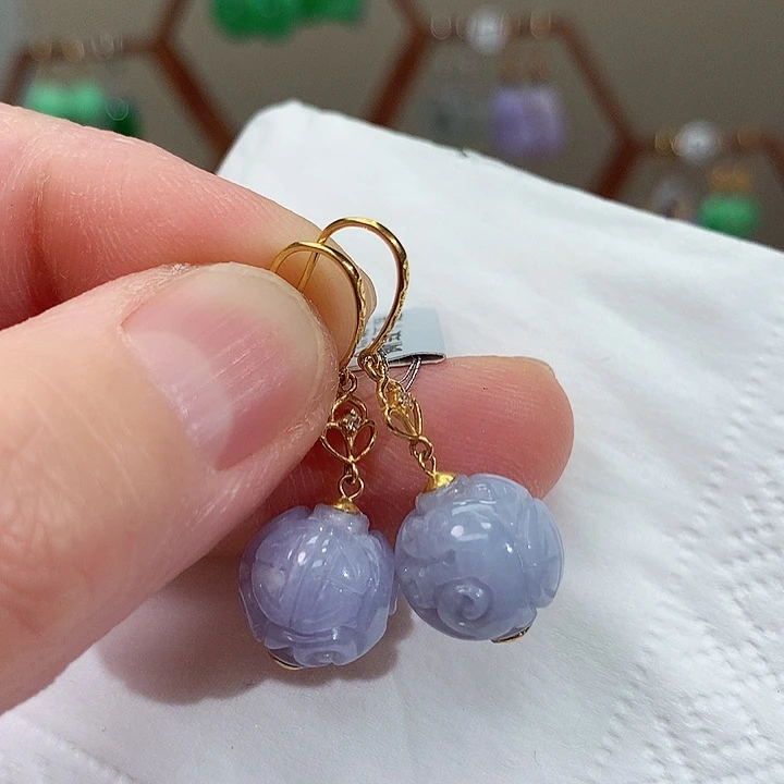 18K金镶嵌翡翠耳饰天然