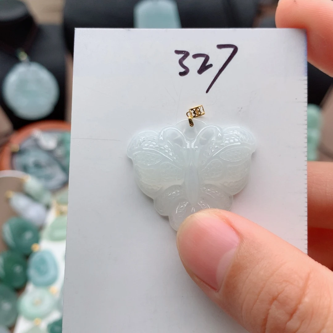 翡翠18K金镶嵌颈饰舒*小