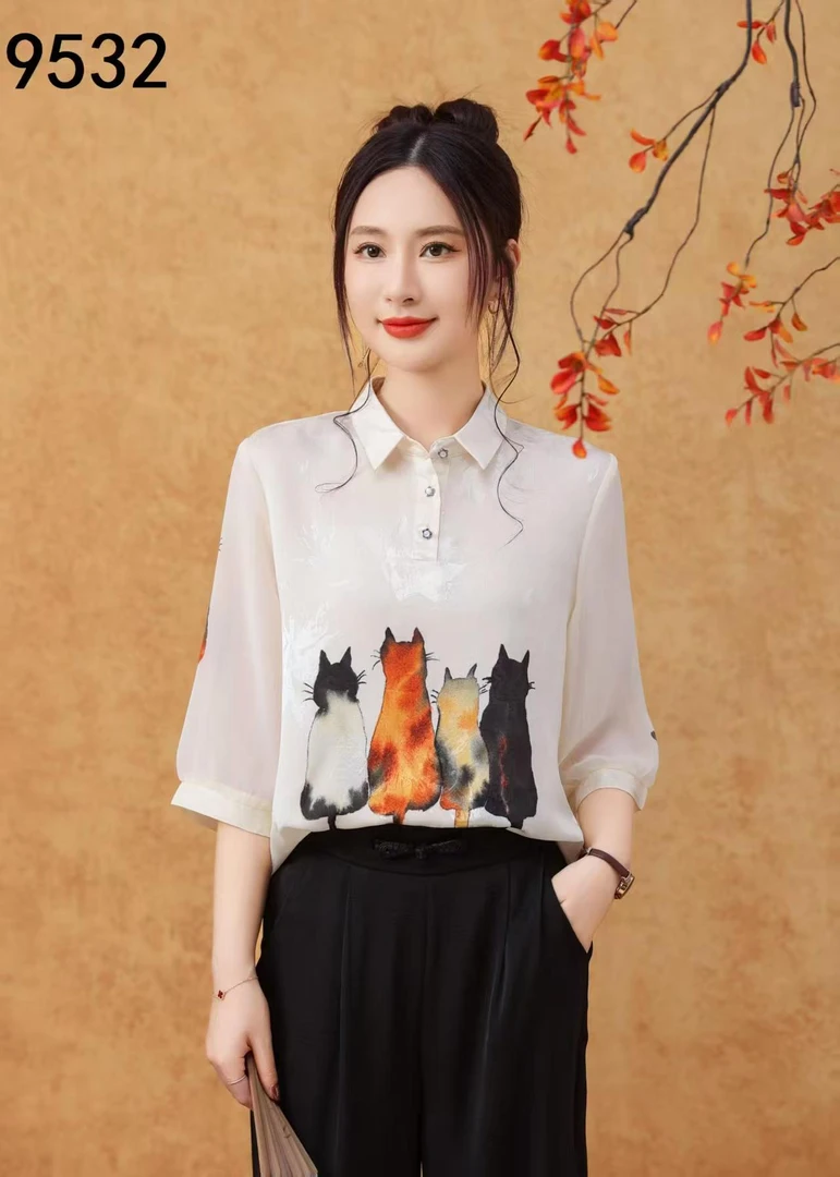 真丝时尚减龄显瘦新品爆款妈妈装复古印花宽松长袖女装