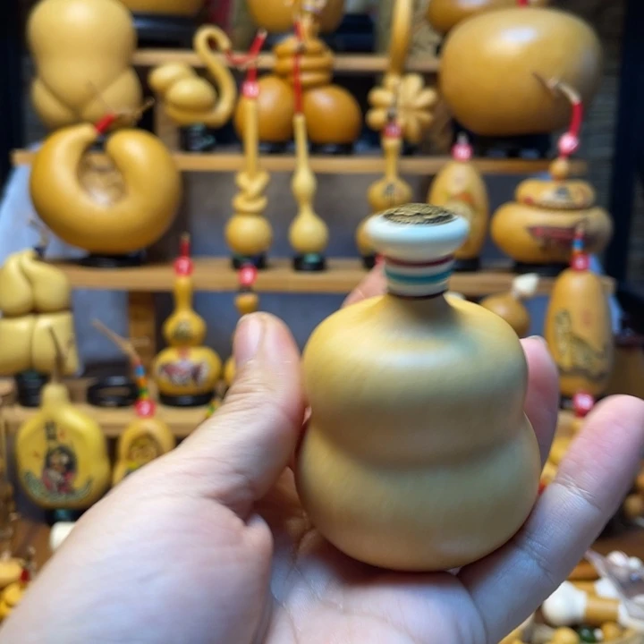 骆***?天然葫芦自然生长骆驼