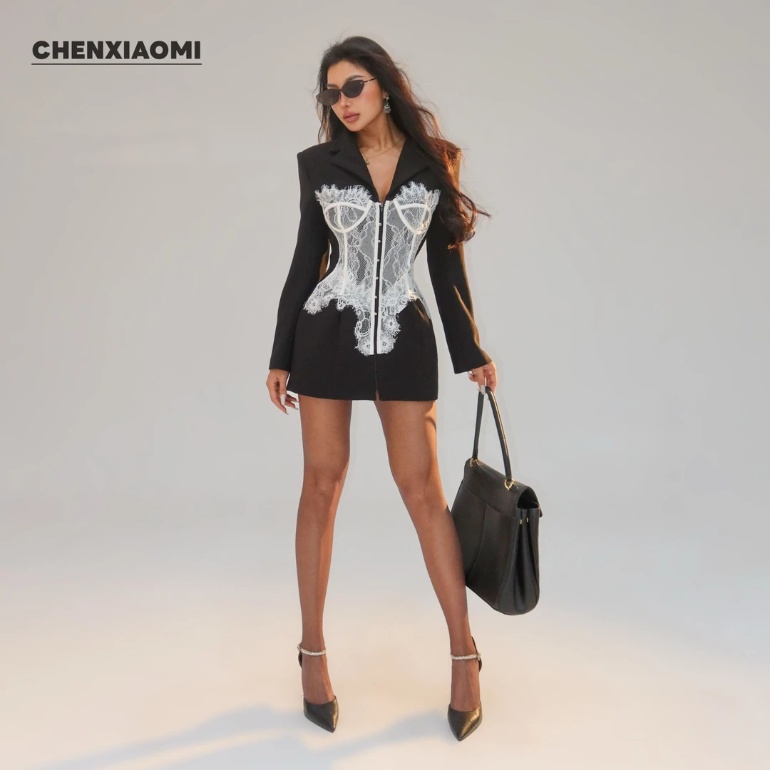 【蜜蜜家】宫廷哥特撞白胸衣蕾丝带垫肩拉链西装裙/外套 25/T102