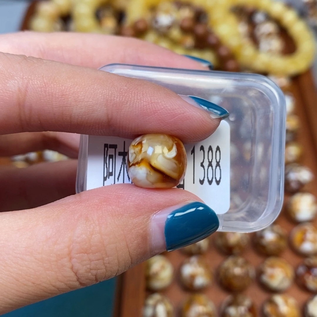把件猴头核桃沁色圆珠老型1388