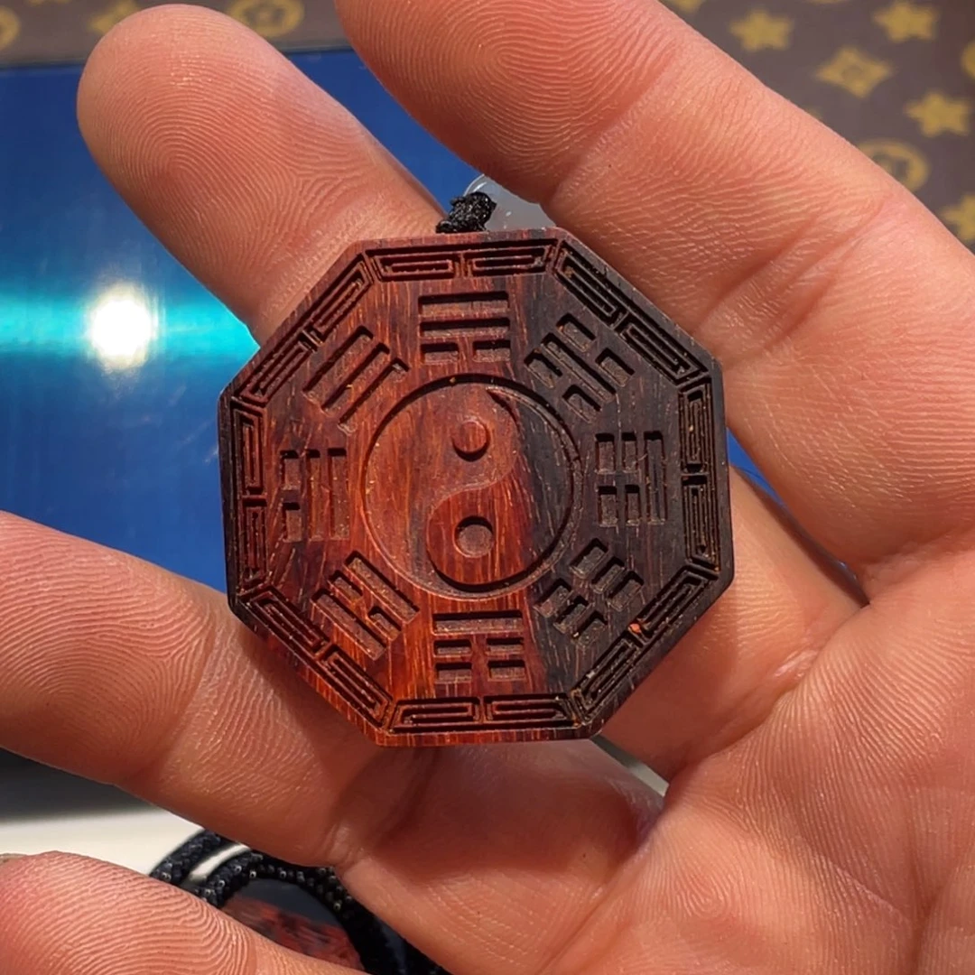 檀香紫檀（小叶紫檀）210号八卦牌