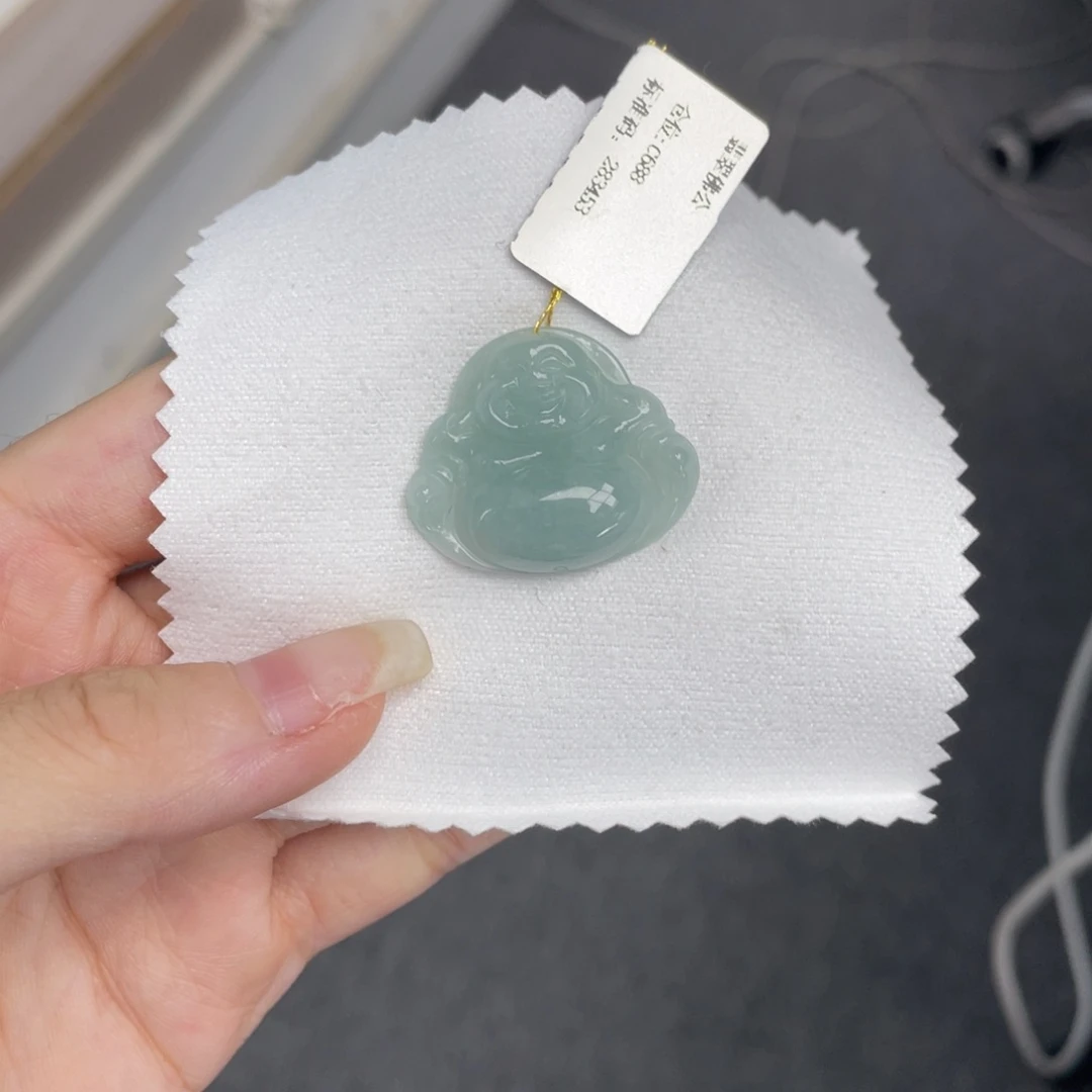 颈饰未镶嵌翡翠佛公