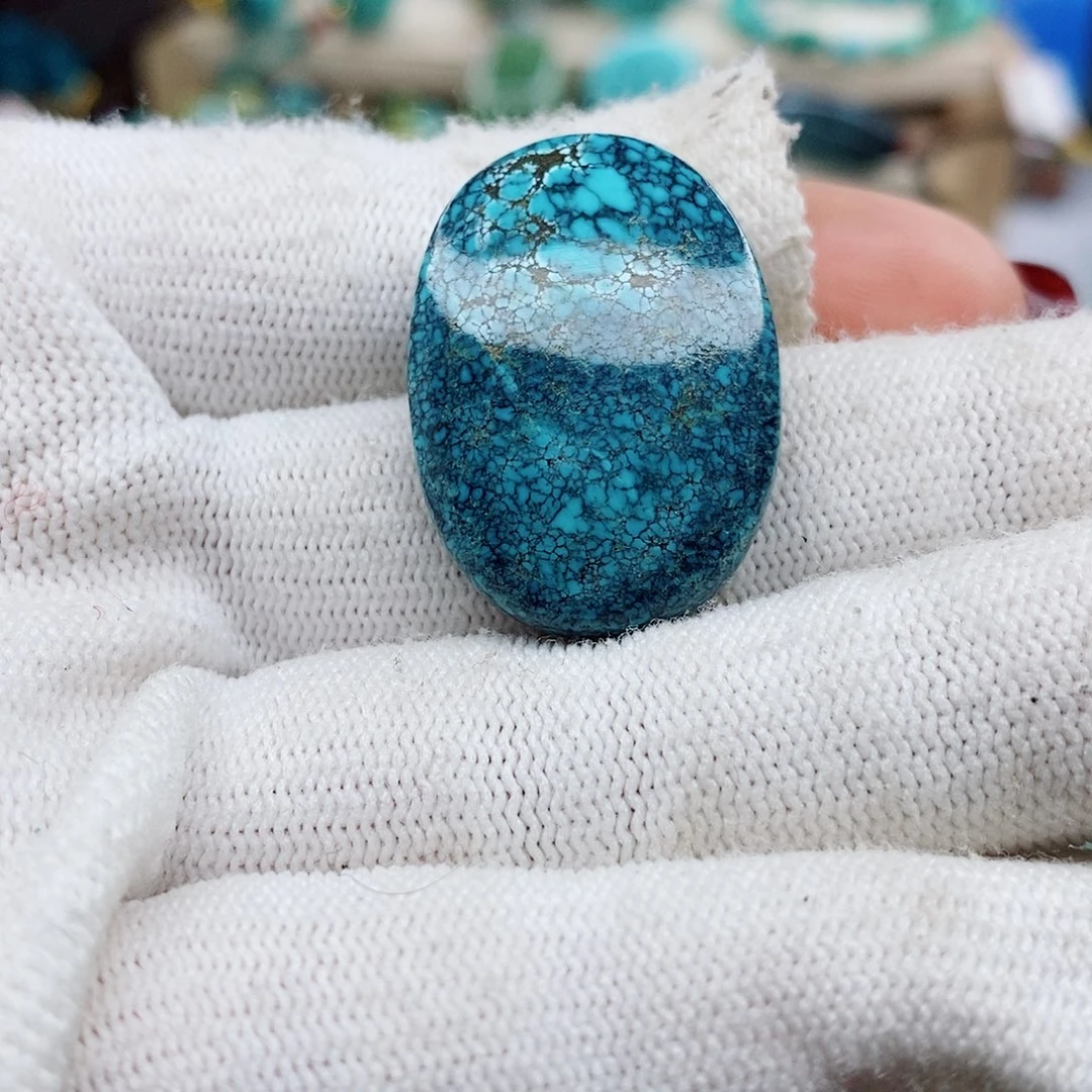 绿松石颈饰未镶嵌