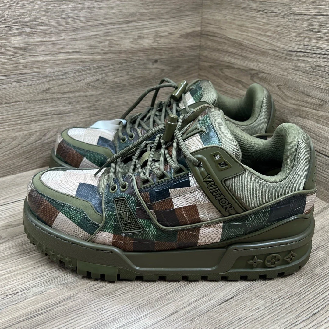 99新 LouisVuitton/路易威登 Trainer 军绿马赛克胖丁板鞋 42码