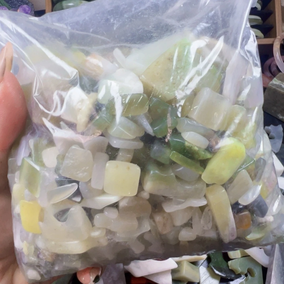 和田玉（糖玉）未镶嵌珠宝半成品B**y