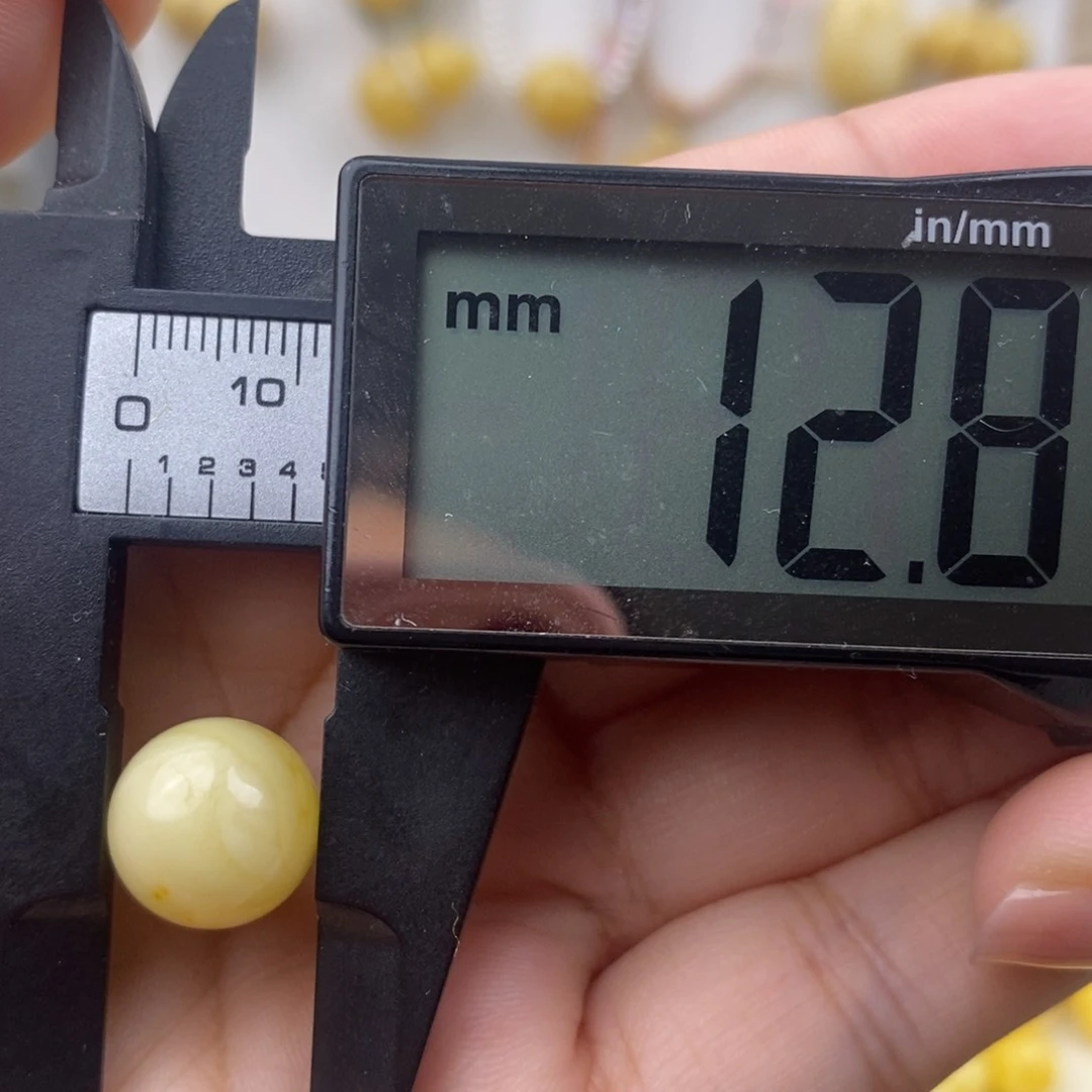 未镶嵌琥珀裸石蜜蜡圆珠皮色