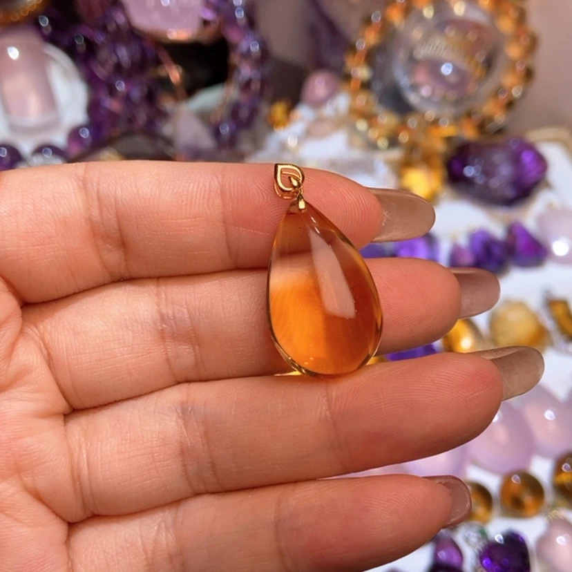 【闪购商品】18K金镶嵌颈饰水晶