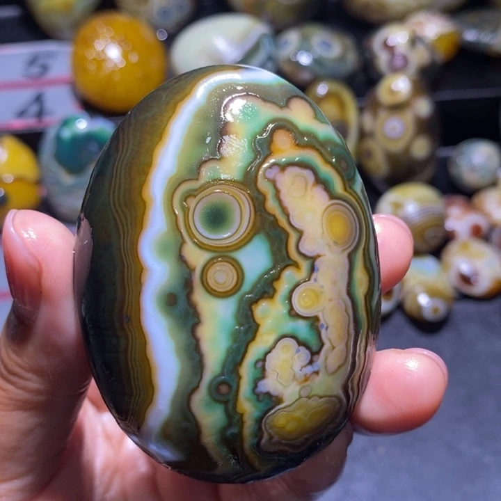 玛瑙/玉髓未镶嵌珠宝半成品66