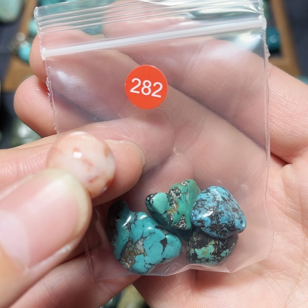 D***.玛瑙/玉髓未镶嵌珠宝奇石