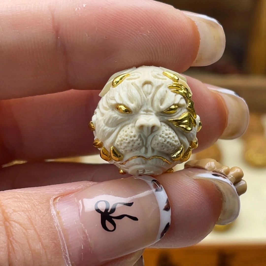 与***争吊坠猴头核桃猛犸狗王镶嵌24k