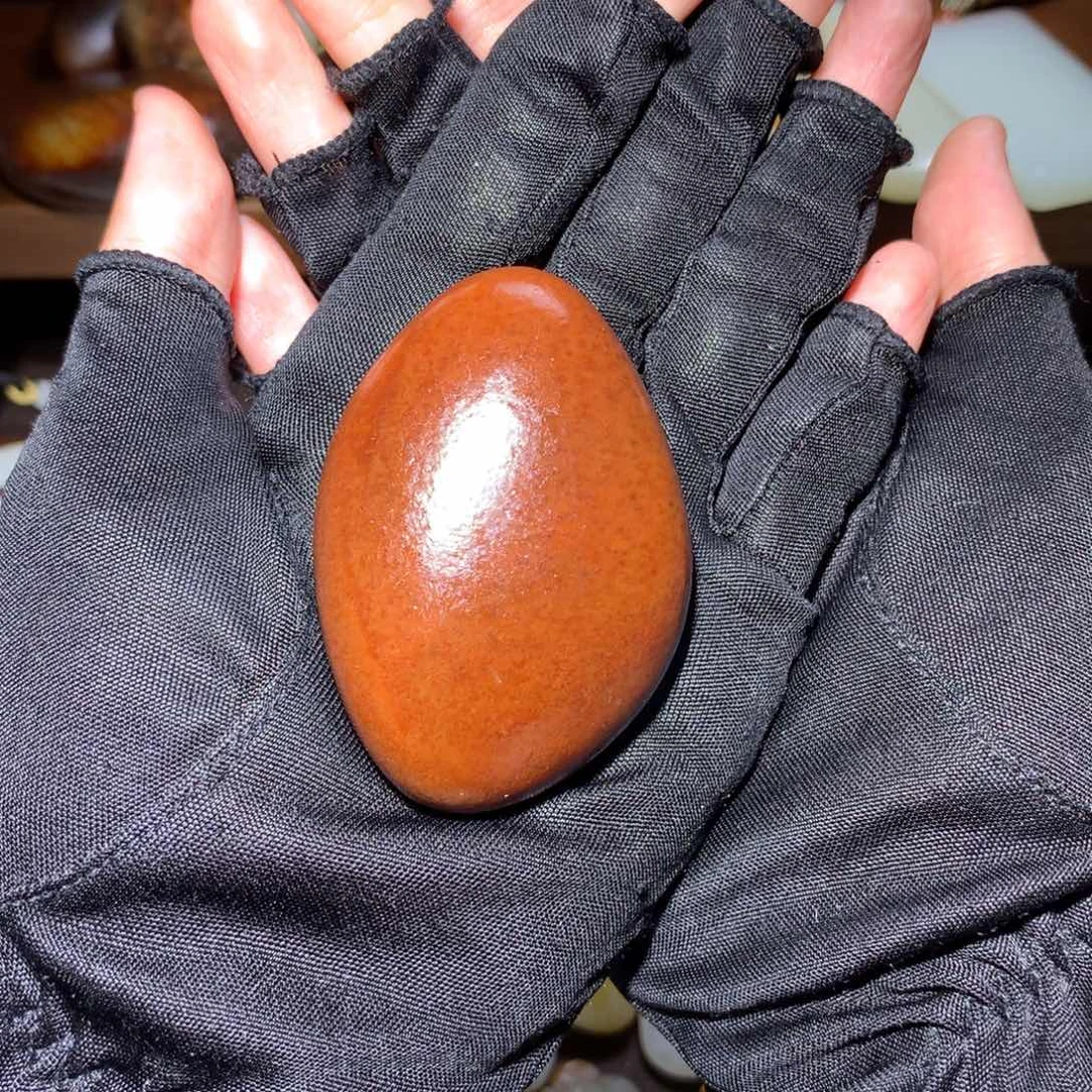 简***单和田玉未镶嵌颈饰