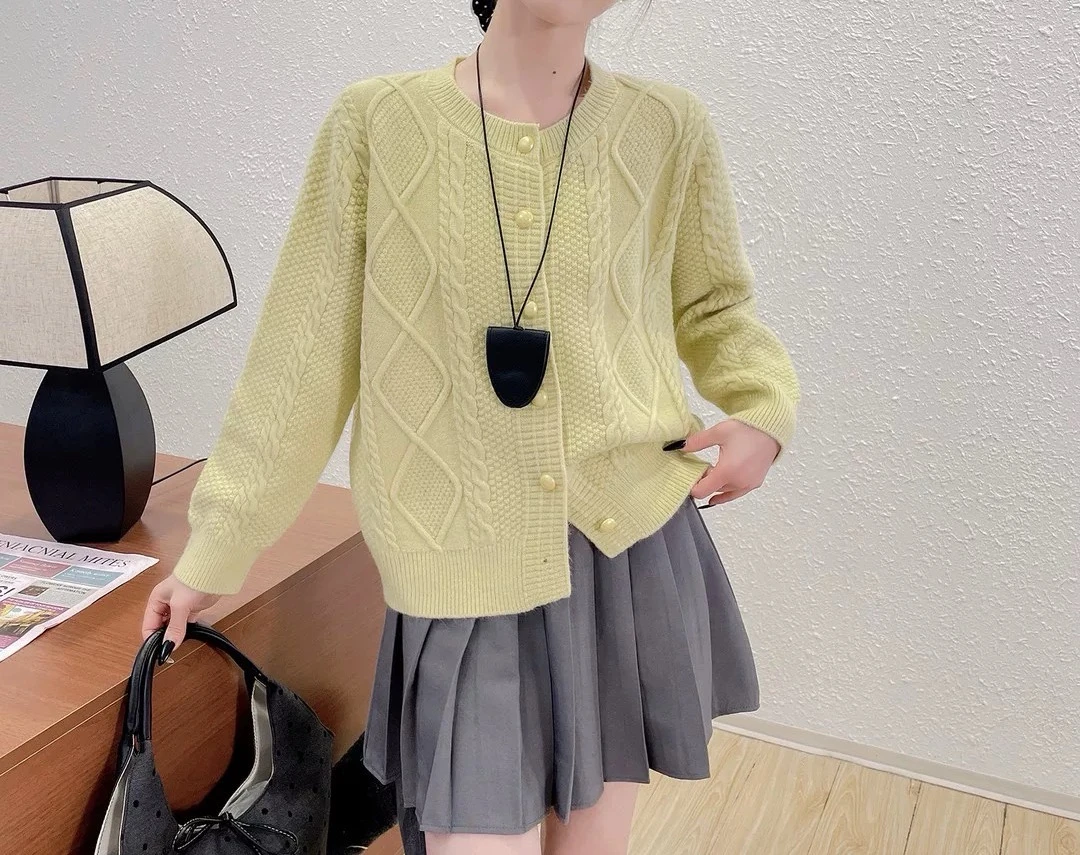 大尚同款菱形专柜毛衣